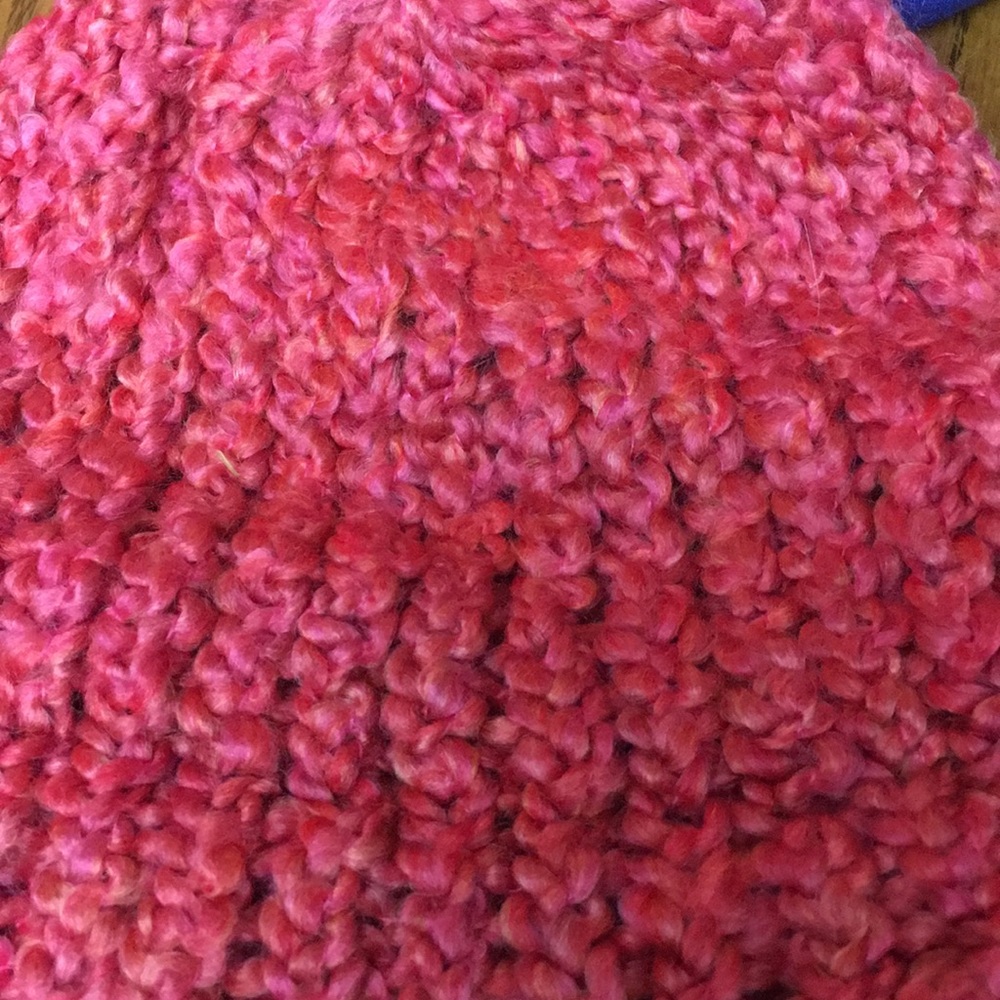 ( 37 ) Pink Knitted Hat NWOT - Picture 4 of 4